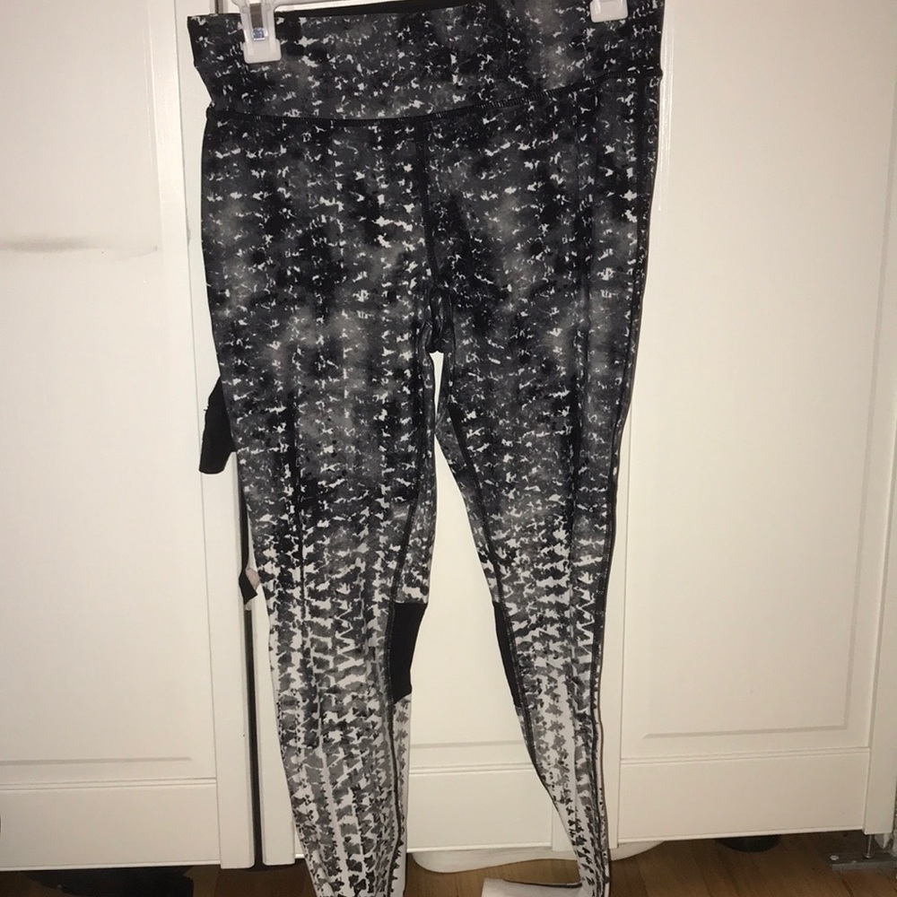Workout leggings by Calvin Klein